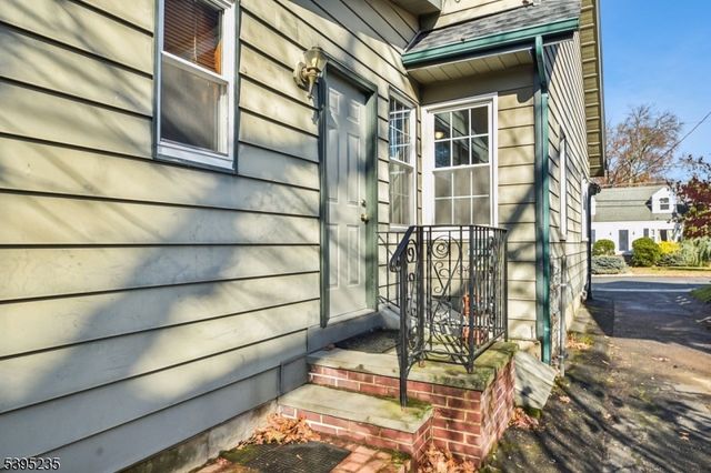 3 Durwood Pl, Madison Boro, NJ 07940