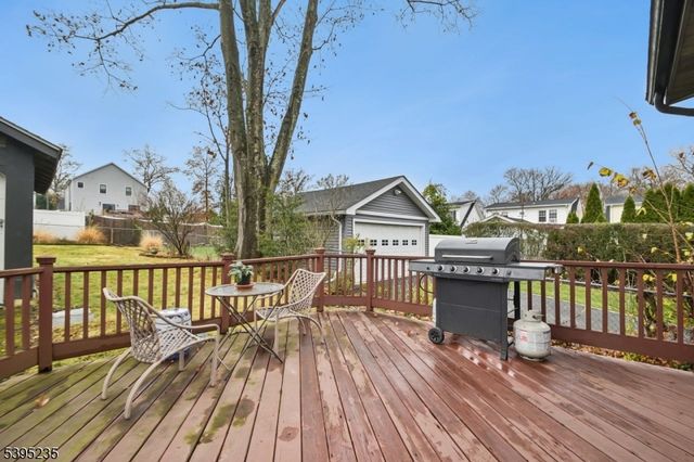 3 Durwood Pl, Madison Boro, NJ 07940