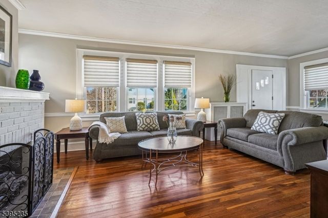 3 Durwood Pl, Madison Boro, NJ 07940