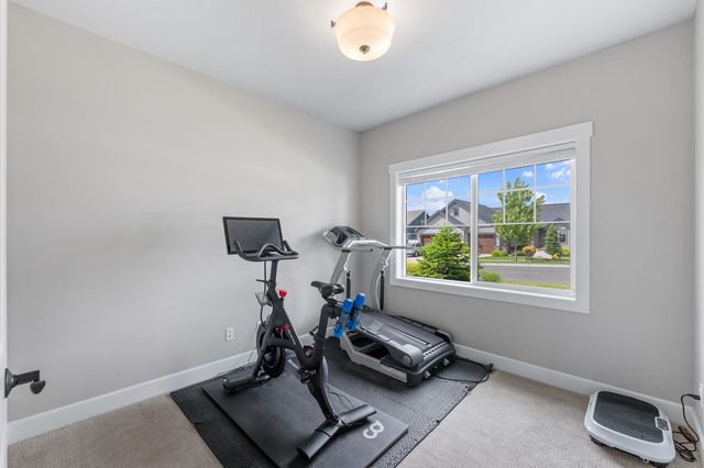 1527 S Morningside Heights Dr, Greenacres, WA 99016
