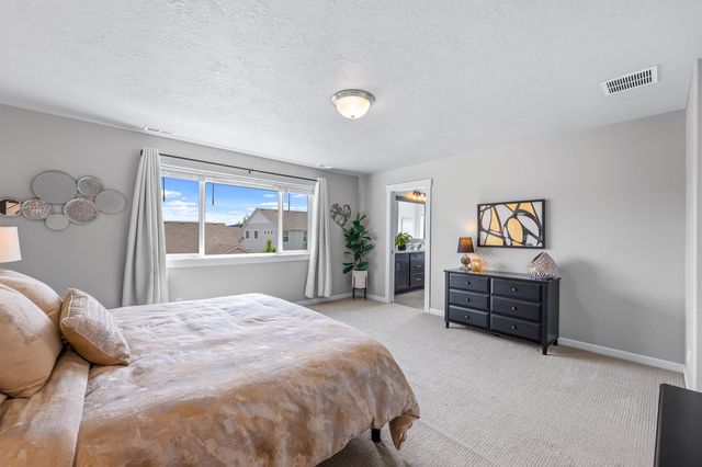 1527 S Morningside Heights Dr, Greenacres, WA 99016
