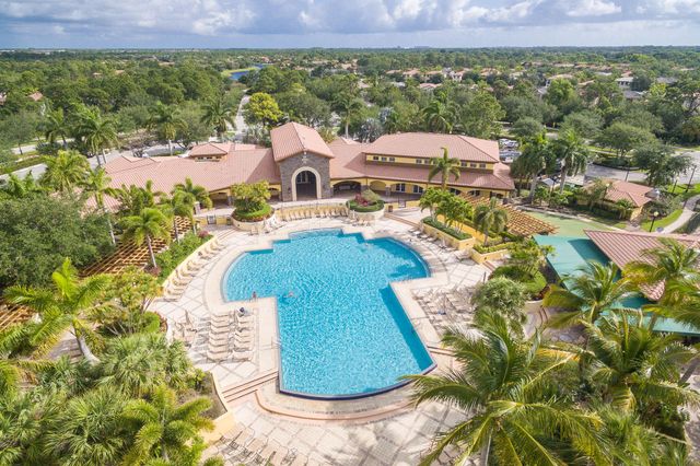 2020 Graden Drive, Palm Beach Gardens, FL 33410