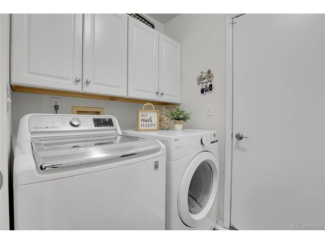 14165 W Warren Cir, Lakewood, CO 80228