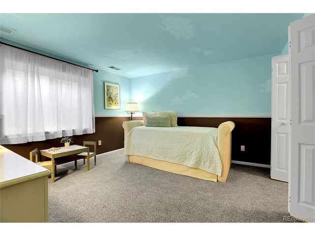 14165 W Warren Cir, Lakewood, CO 80228