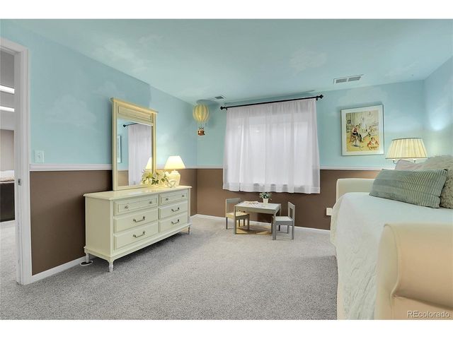 14165 W Warren Cir, Lakewood, CO 80228