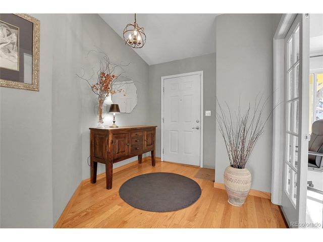 14165 W Warren Cir, Lakewood, CO 80228