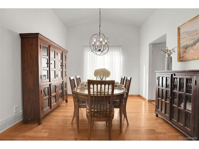 14165 W Warren Cir, Lakewood, CO 80228