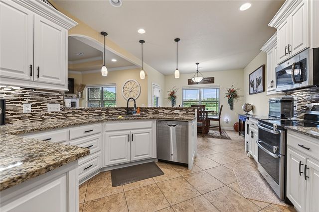 307 Pebble Beach Drive, Cave Springs, AR 72718