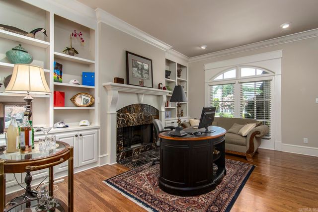 60 Sologne Cir, Little Rock, AR 72223