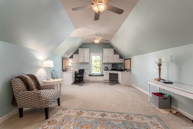 60 Sologne Cir, Little Rock, AR 72223