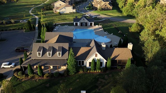 313 Cloverbrook Way, Gallatin, TN 37066