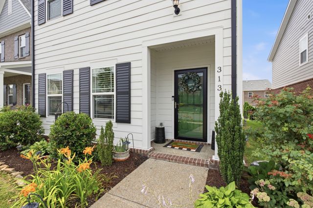 313 Cloverbrook Way, Gallatin, TN 37066