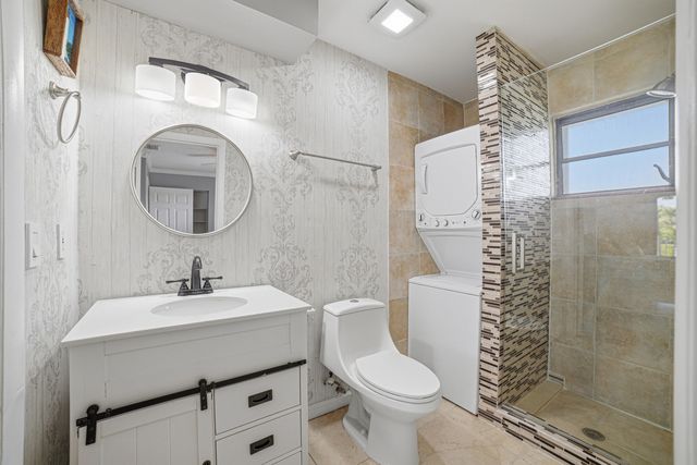 324 W Pine Street 11, Lantana, FL 33462