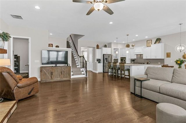 1149 Waters Way, Kennesaw, GA 30152