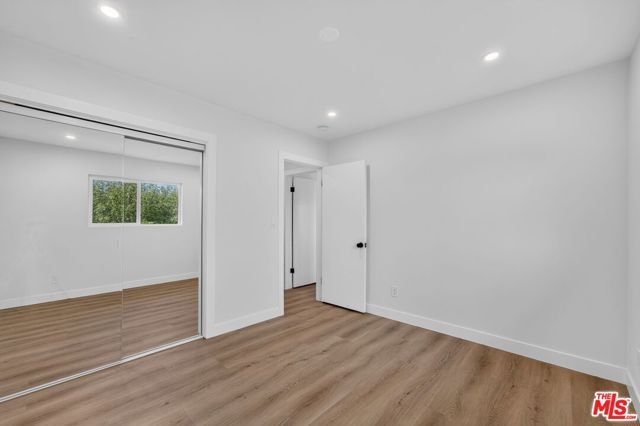 12287 Osborne Street 13, Pacoima (los Angeles), CA 91331