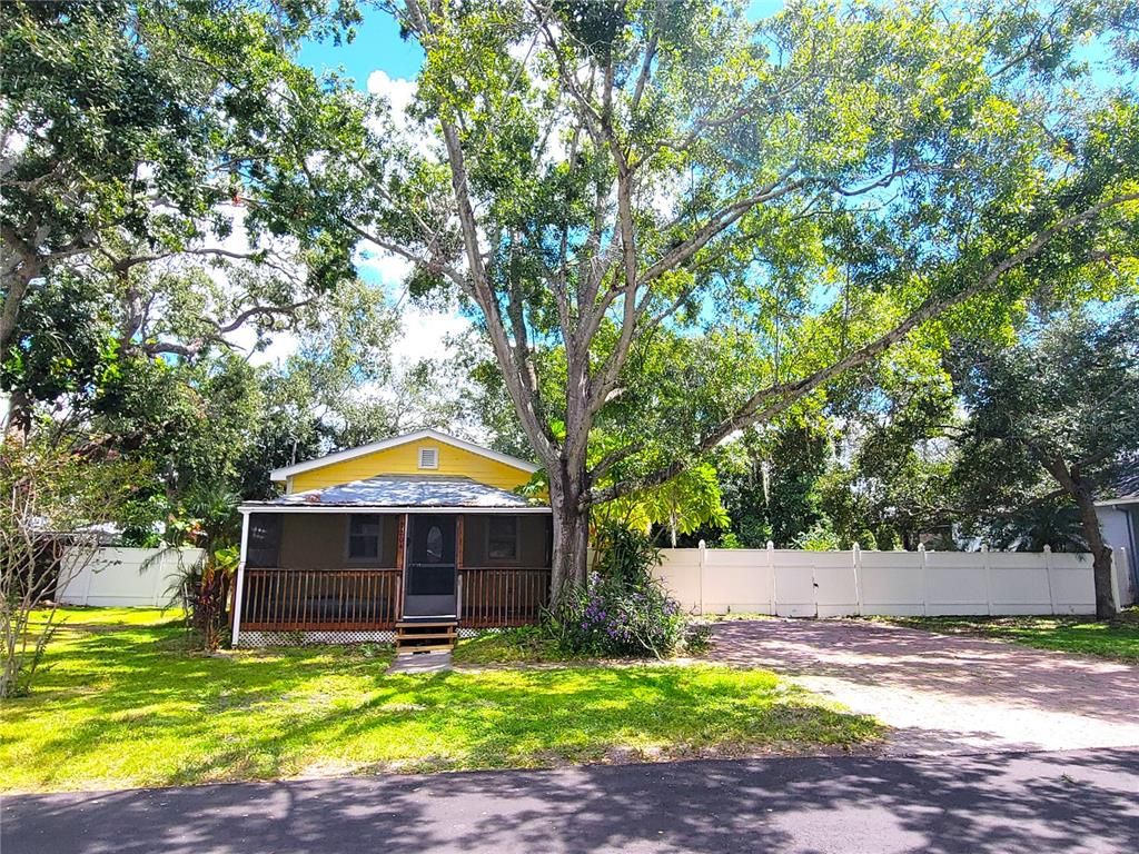 7204 S DESOTO STREET, Tampa, FL 33616