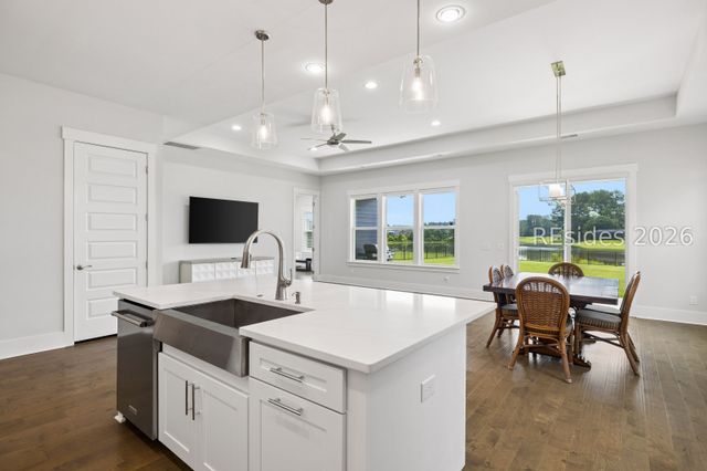 1712 Azalea Dr, Hardeeville, SC 29927