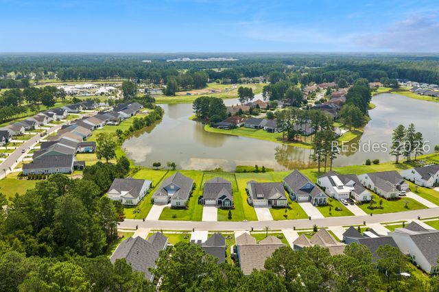 1712 Azalea Dr, Hardeeville, SC 29927
