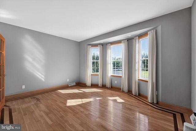 111 HEILIG RD, Sewell, NJ 08080