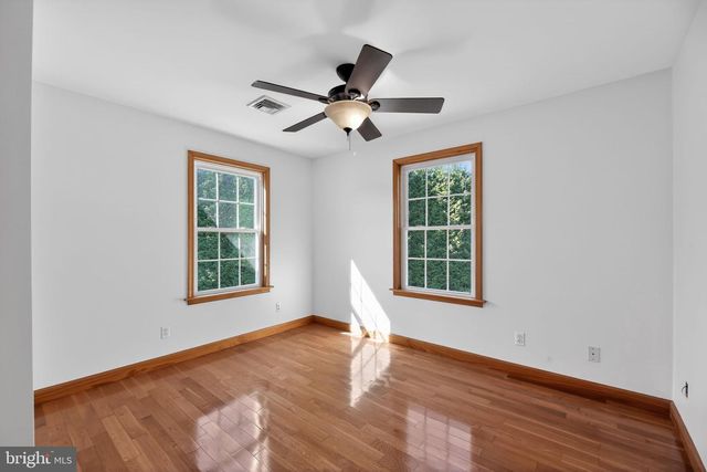 111 HEILIG RD, Sewell, NJ 08080