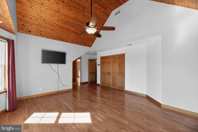 111 HEILIG RD, Sewell, NJ 08080
