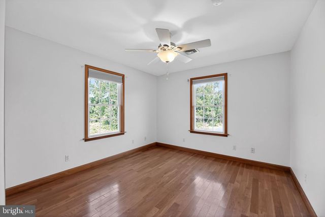 111 HEILIG RD, Sewell, NJ 08080