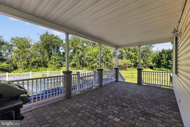 111 HEILIG RD, Sewell, NJ 08080