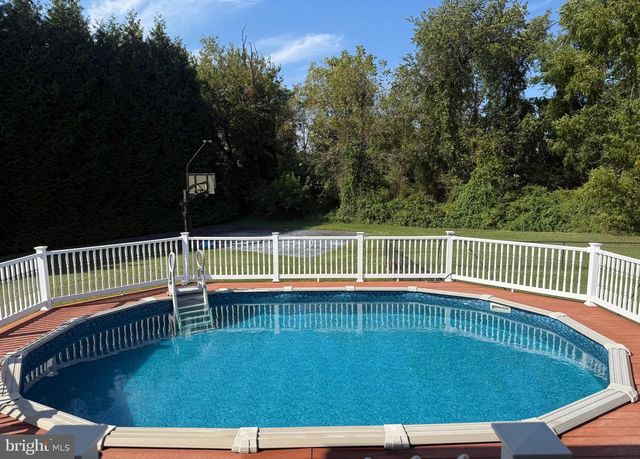 111 HEILIG RD, Sewell, NJ 08080