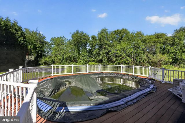 111 HEILIG RD, Sewell, NJ 08080
