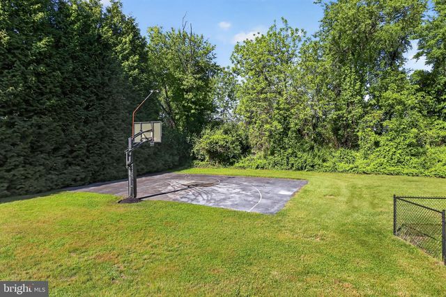 111 HEILIG RD, Sewell, NJ 08080