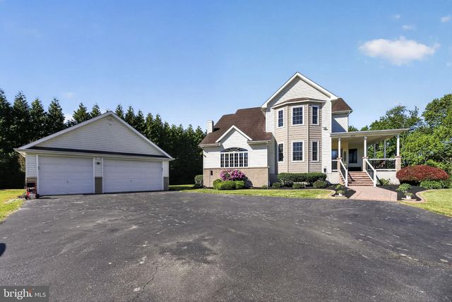 111 HEILIG RD, Sewell, NJ 08080