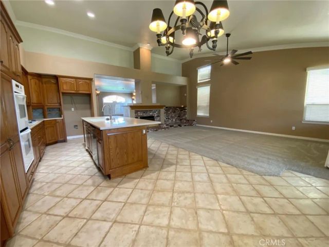810 Clear Springs Drive, Corona, CA 92879