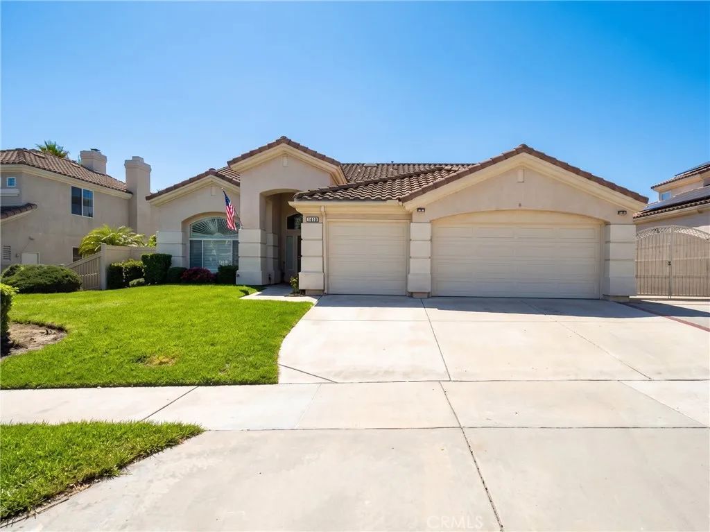 810 Clear Springs Drive, Corona, CA 92879