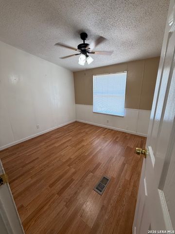 629 BUCK TRAIL, Canyon Lake, TX 78133