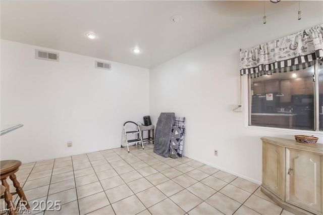 7250 Clearwater Circle, Las Vegas, NV 89147