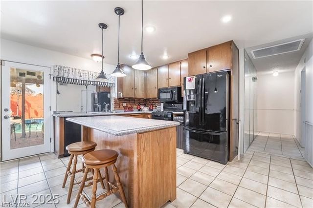 7250 Clearwater Circle, Las Vegas, NV 89147