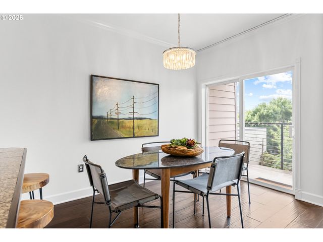2241 Nw PETTYGROVE St 6, Portland, OR 97210