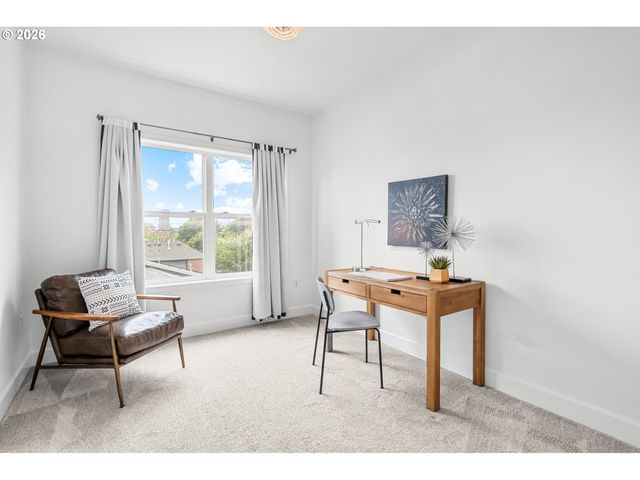 2241 Nw PETTYGROVE St 6, Portland, OR 97210