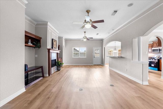 12 Prairie Knoll Drive, Santa Fe, TX 77510