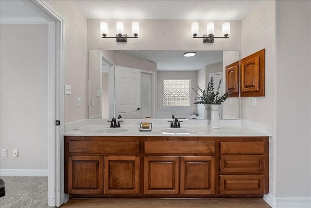 12 Prairie Knoll Drive, Santa Fe, TX 77510