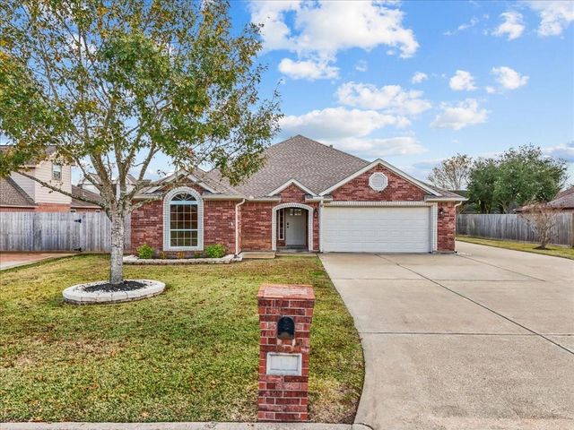 12 Prairie Knoll Drive, Santa Fe, TX 77510