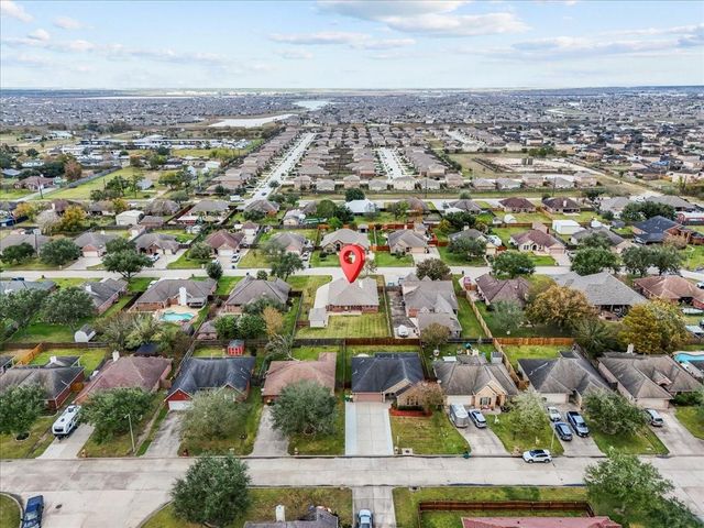 12 Prairie Knoll Drive, Santa Fe, TX 77510