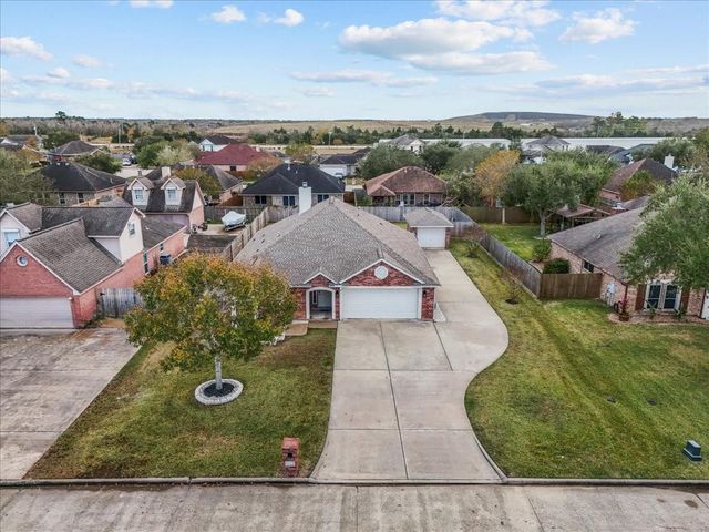 12 Prairie Knoll Drive, Santa Fe, TX 77510