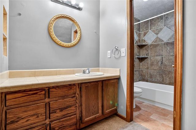 1060 Park Forest NW Drive, Lilburn, GA 30047