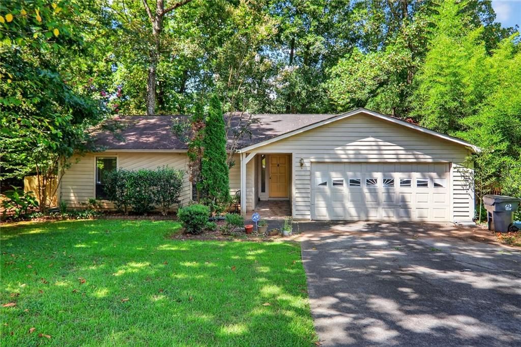 1060 Park Forest NW Drive, Lilburn, GA 30047