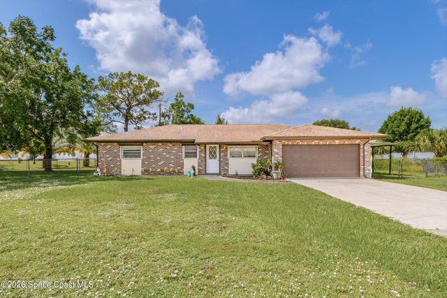 502 Australian Road NW, Palm Bay, FL 32907