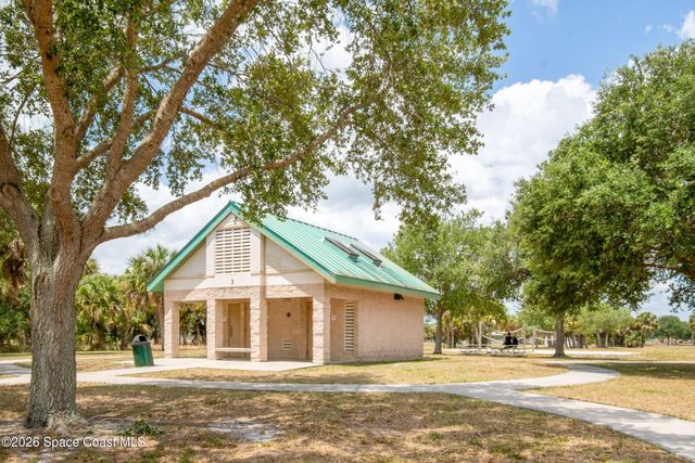 502 Australian Road NW, Palm Bay, FL 32907