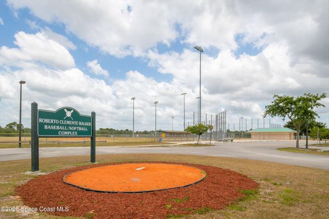 502 Australian Road NW, Palm Bay, FL 32907