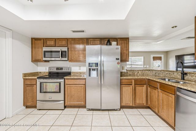 502 Australian Road NW, Palm Bay, FL 32907