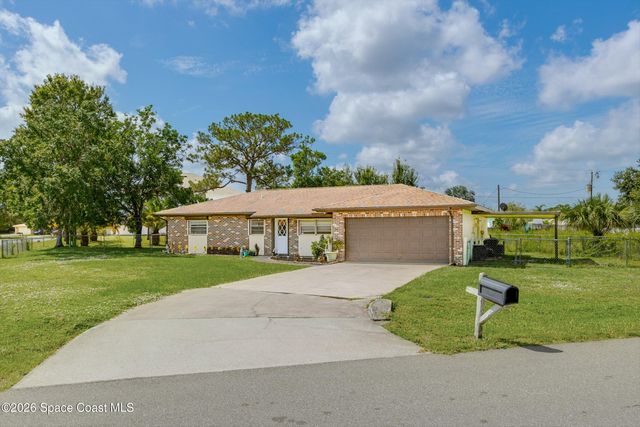502 Australian Road NW, Palm Bay, FL 32907